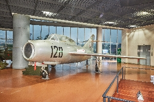 MiG-15 전투기