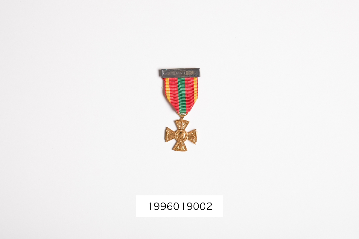 1996년 기증유물(프랑스 전투 십자 훈장)
